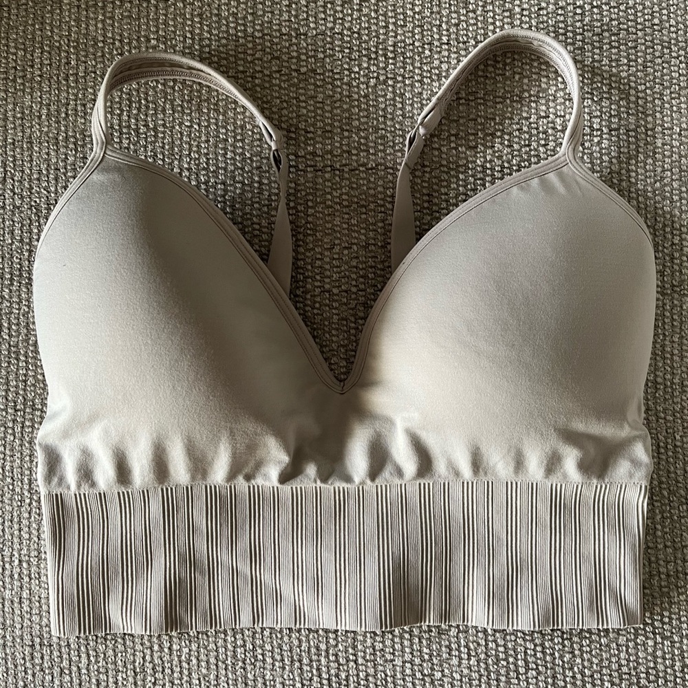 Athleta sports bra Small for D/DD cup